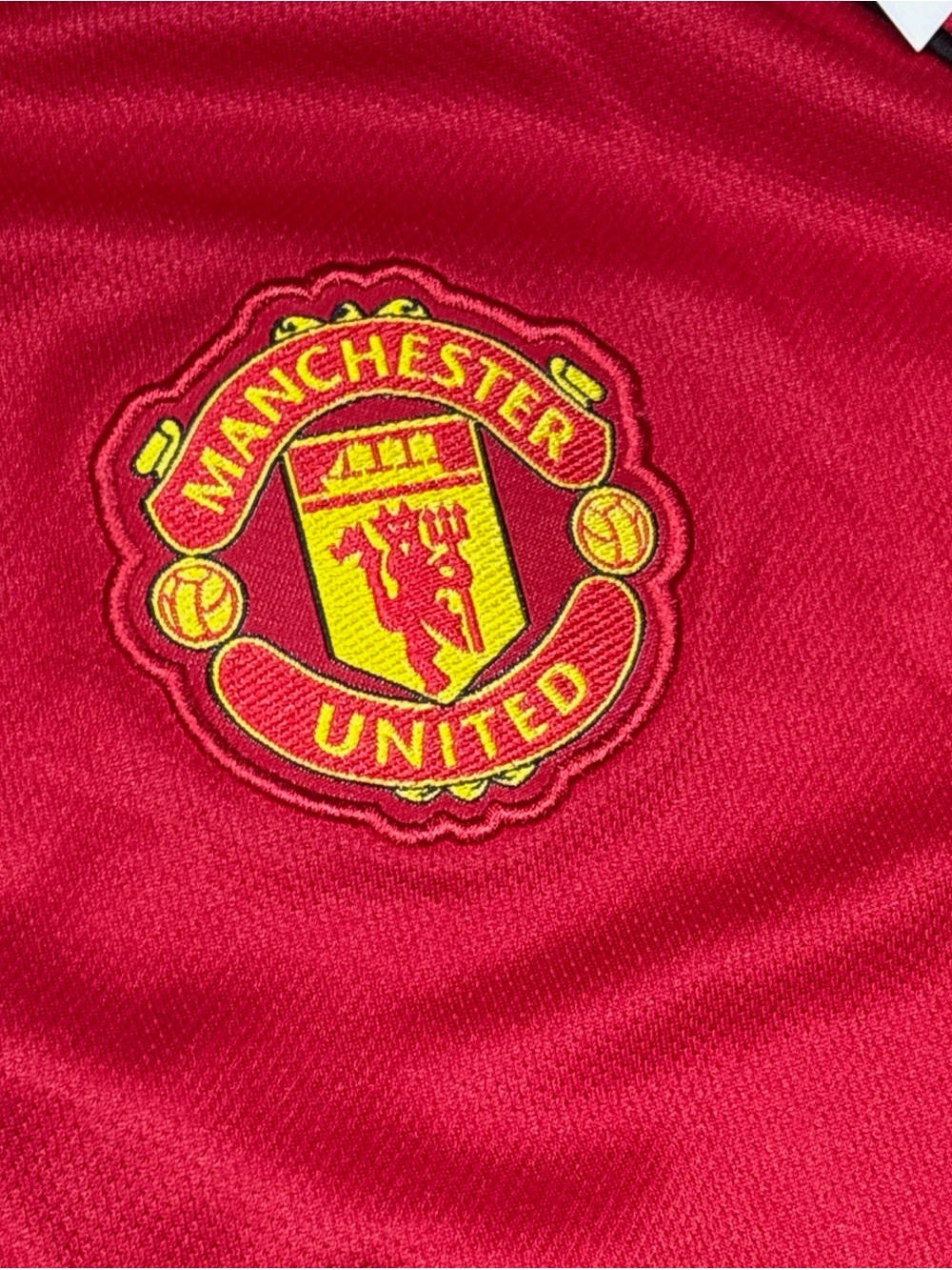 Manchester United adidas 25/26 Home Soccer Jersey Women’s L NWT $100 MSRP